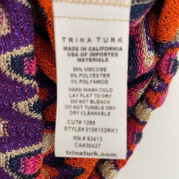 Trina Turk spacy zigzag halter top size Large - Picture 4 of 5